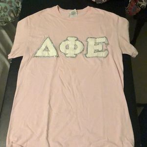 Delta phi epsilon, sequin letters